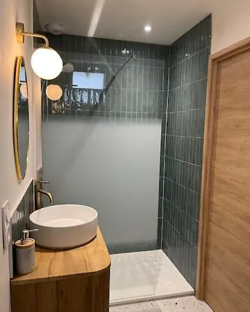 Cosy Quartier Gare Lafayette Avec Et Sauna Privatif *